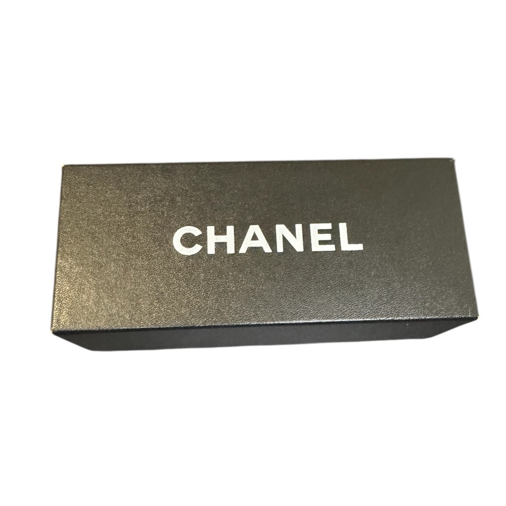 VINTAGE CHANEL 6024 C.935/11 SUNGLASSES - Picture 10 of 14